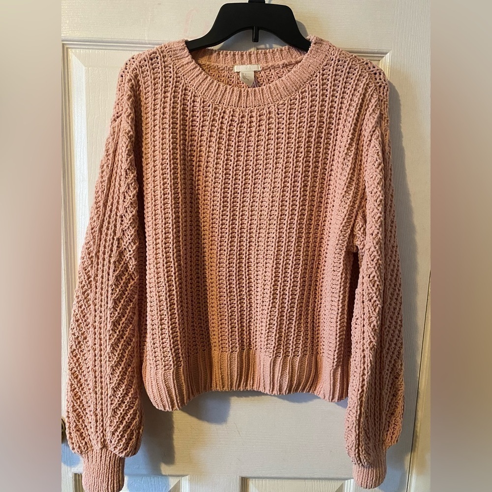 H&M Pink Crewneck Sweater Size‎ Small
